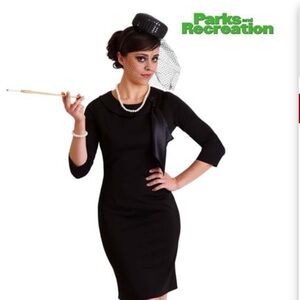 HALLOWEEN - Parks and Recreation Janet Snakehole costume! Never worn.